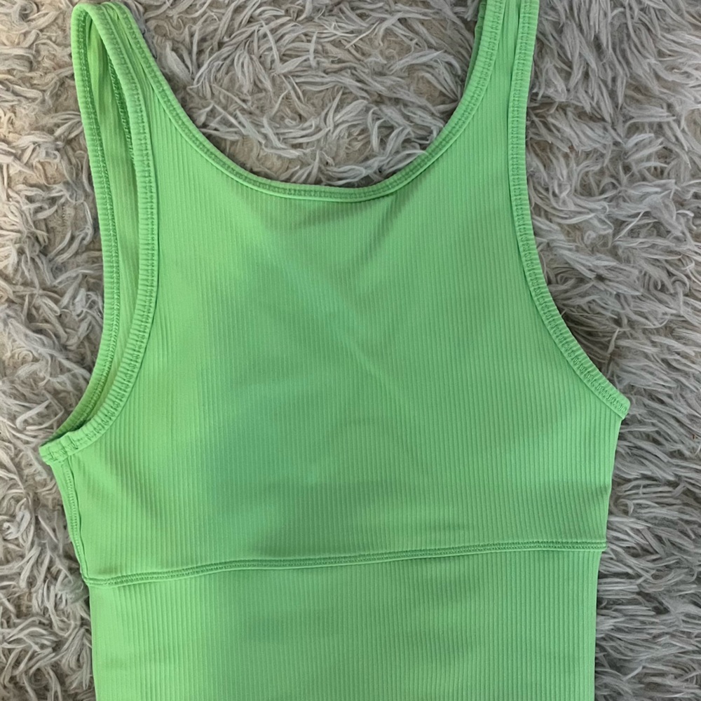 Lululemon power pivot tank top